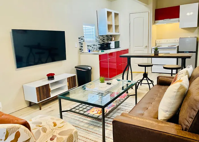 Great Location In Midtown!